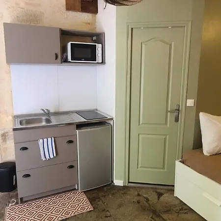 Studio Au Coeur Historique De Montpellier, 2 Personnes & Wifi Exterior photo